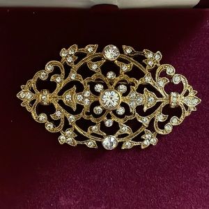 Jackie Kennedy Reproduction Gold Antique Brooch
